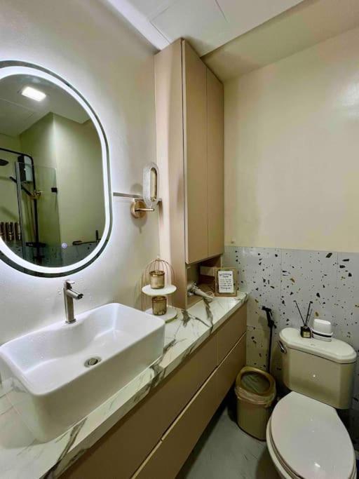 One Seven Manila